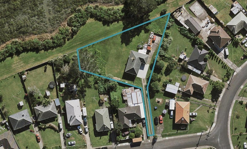 1A Billington Avenue, Otara, Auckland - Carousel 1