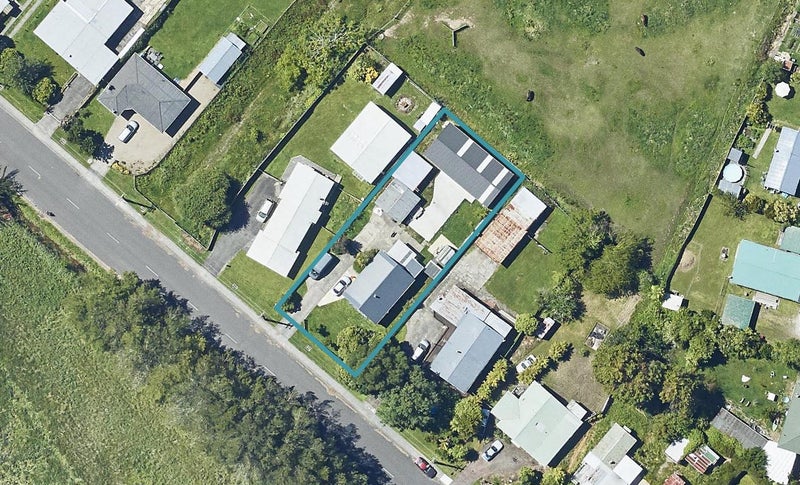 15 Lee Road, Hannahs Bay, Rotorua - Carousel 1