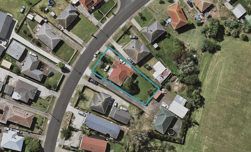 44 Blampied Road, Otara, Auckland - Carousel 1