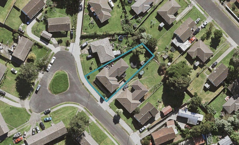 19 Pershore Place, Mangere, Auckland - Carousel 1