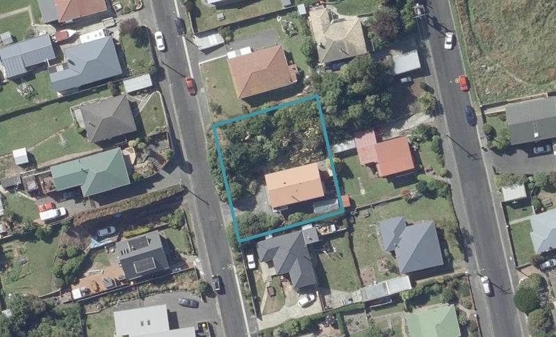 21 Exeter Street, Abbotsford, Dunedin - Carousel 1