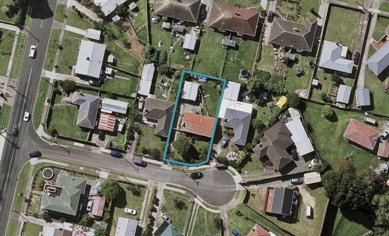 6 Berrett Place, Otara, Auckland - Carousel 1