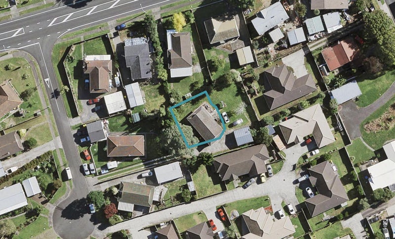 6 Cade Place, Weymouth, Auckland - Carousel 1