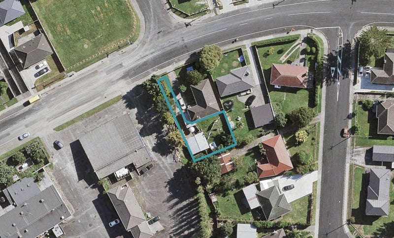 17A McAnnalley Street, Manurewa East, Auckland - Carousel 1