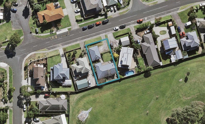 27 Lenore Road, Favona, Auckland - Carousel 1