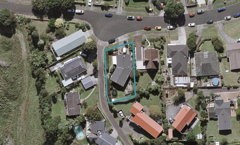 15 Saint Ives Grove, Whalers Gate, New Plymouth - Carousel 1