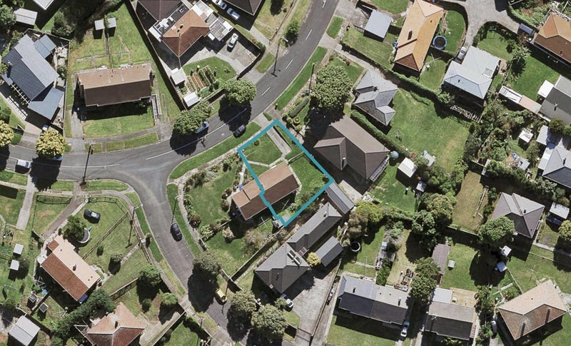24 Donald Crescent, Mount Roskill, Auckland - Carousel 1