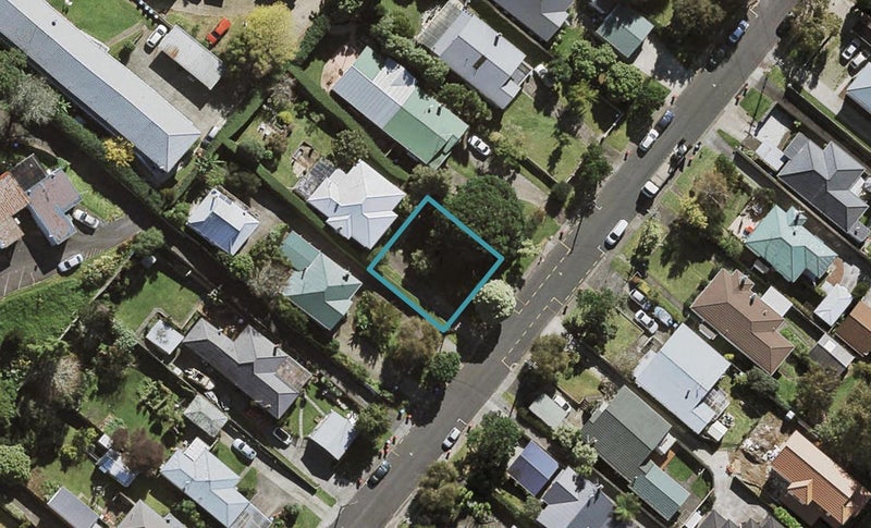 17A Aliford Avenue, One Tree Hill, Auckland - Carousel 1