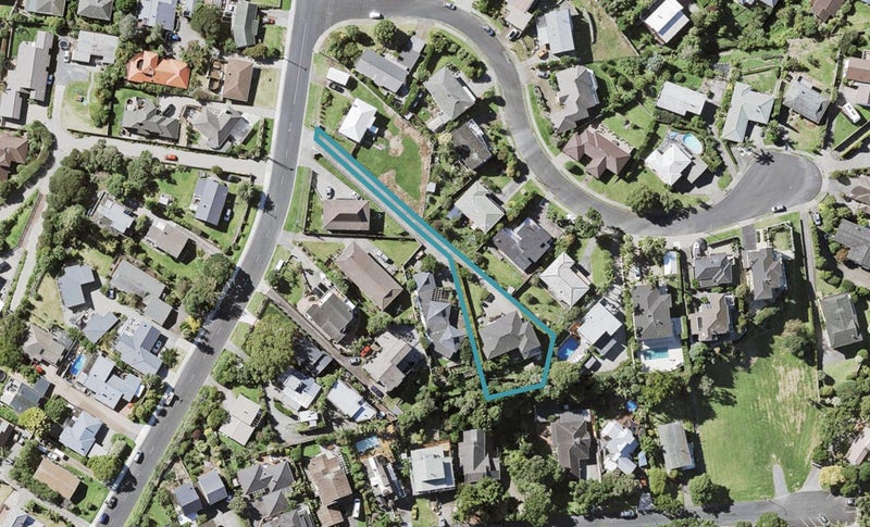 13 View Road, Shelly Park, Auckland - Carousel 1