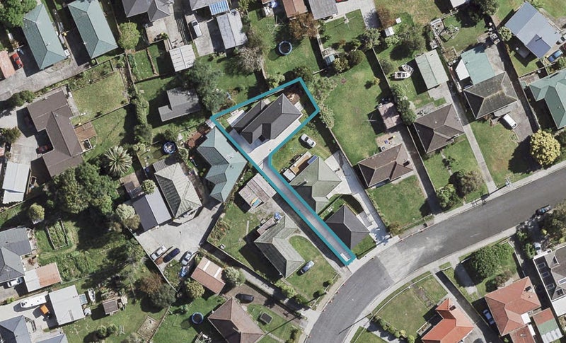 16A Ellen Street, Manurewa East, Auckland - Carousel 1