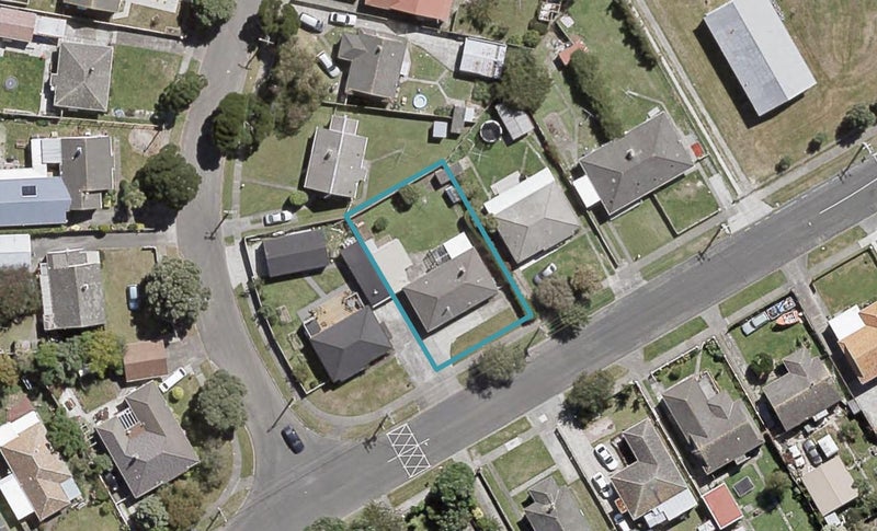 27 Churton Crescent, Taita, Lower Hutt - Carousel 1