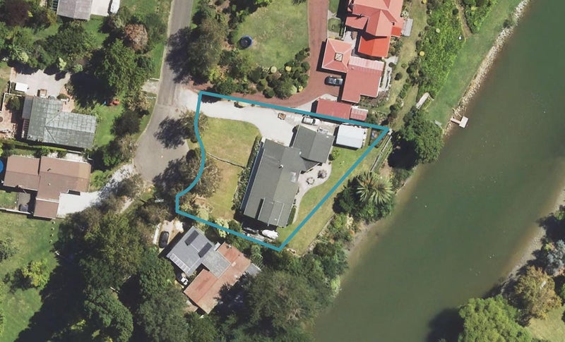 34 Grant Road, Whataupoko, Gisborne - Carousel 1