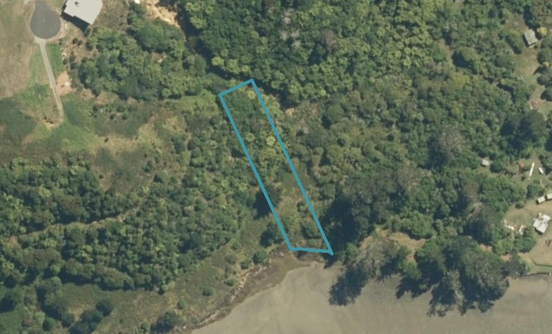 118 Apperly Street, Whangamata, Whangamatā - Carousel 1