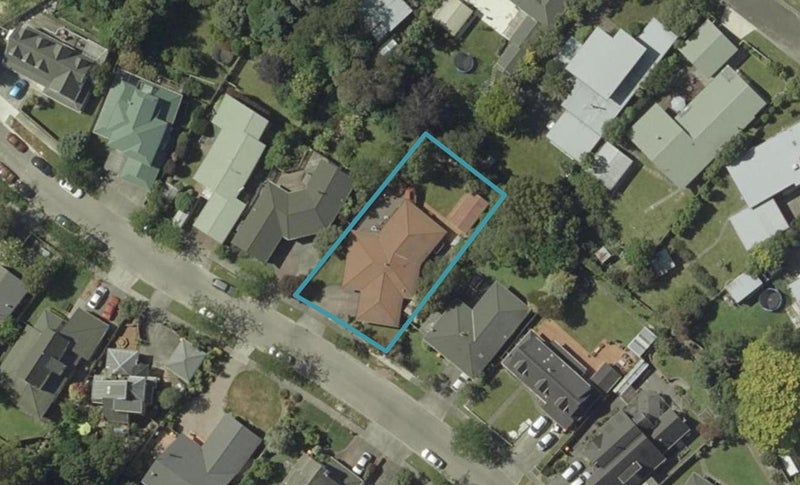 20 Heathcote Place, Fitzherbert, Palmerston North - Carousel 1