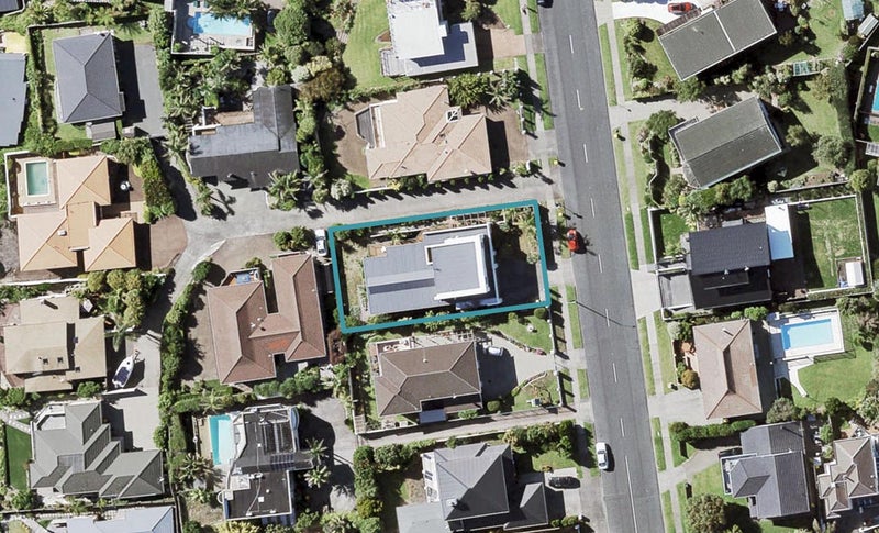 83 Waller Avenue, Bucklands Beach, Auckland - Carousel 1
