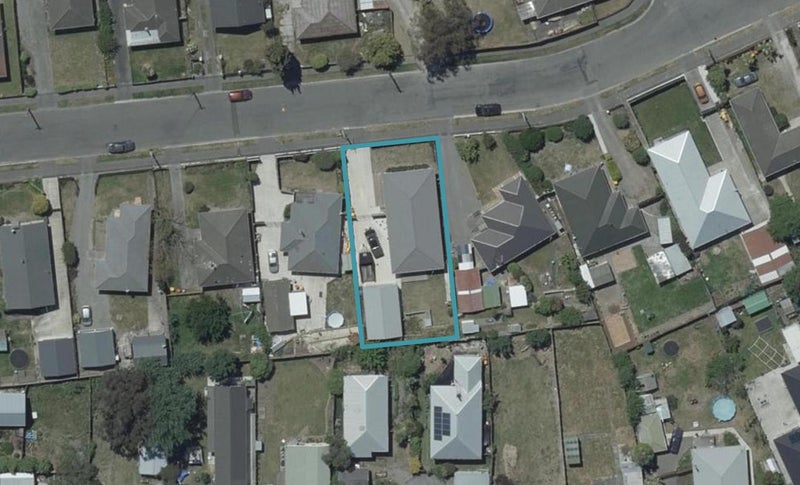 14 Vancouver Crescent, Wainoni, Christchurch - Carousel 1