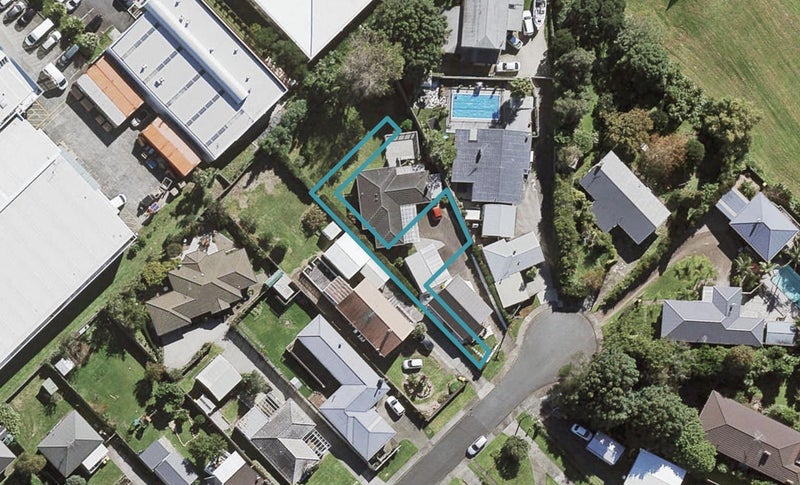 14B Benders Avenue, Hillcrest, Auckland - Carousel 1