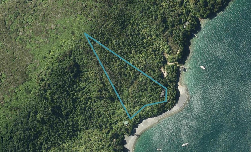 73 Marina Drive, Waikawa, Picton - Carousel 1
