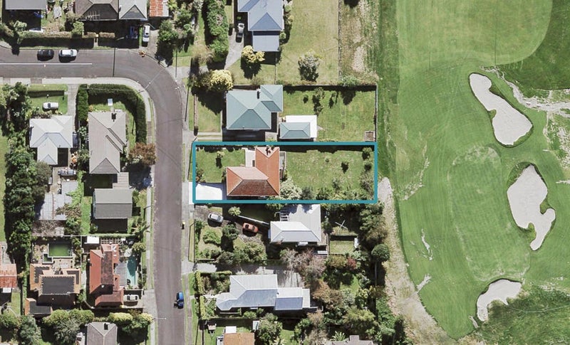 16 Tane Street, New Lynn, Auckland - Carousel 1
