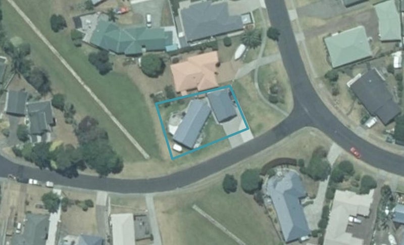 2 Impala Place, Whitianga, Whitianga - Carousel 1