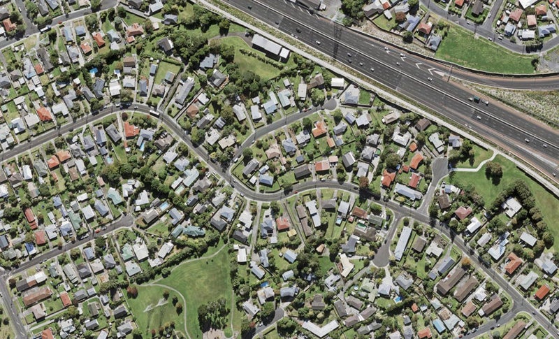 8/3 Milich Terrace, Te Atatu South, Auckland - Carousel 1