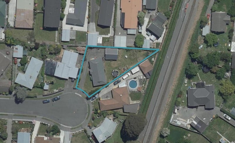 11 Bulman Place, Casebrook, Christchurch - Carousel 1