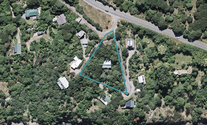 1 Archdalls Road, Robinsons Bay, Akaroa - Carousel 1