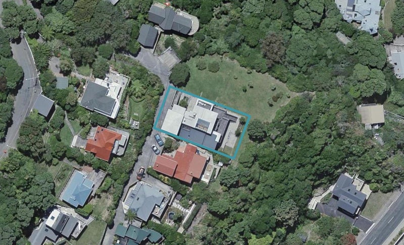 10 Nakora Road, Karaka Bays, Wellington - Carousel 1