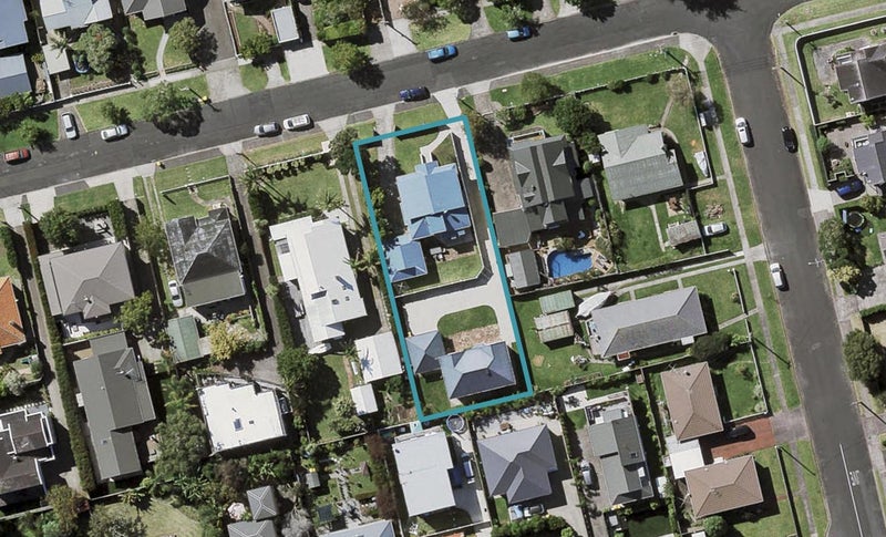 36 Beresford Street, Bayswater, Auckland - Carousel 1