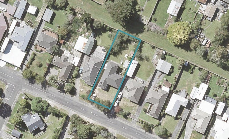 44 Fraser Street, Wainuiomata, Lower Hutt - Carousel 1