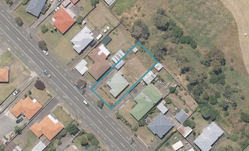 84 Carlton Avenue, Tawhero, Whanganui - Carousel 1