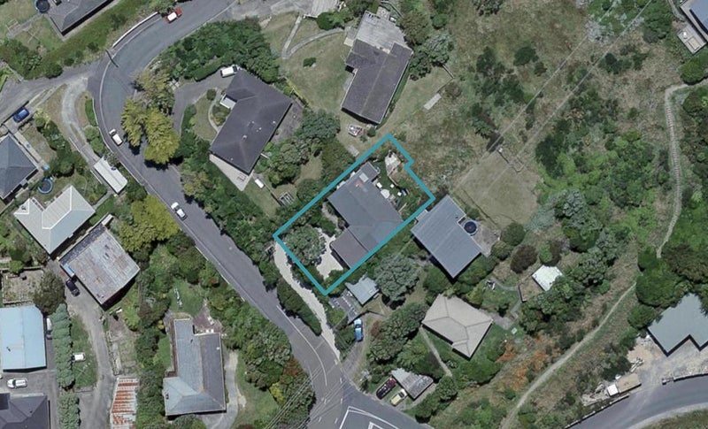 107 Black Rock Road, Newlands, Wellington - Carousel 1