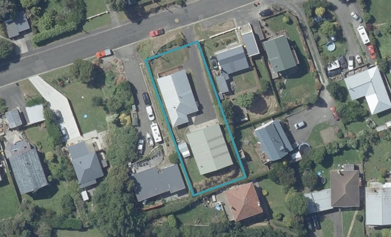 25 Binnie Street, Abbotsford, Dunedin - Carousel 1