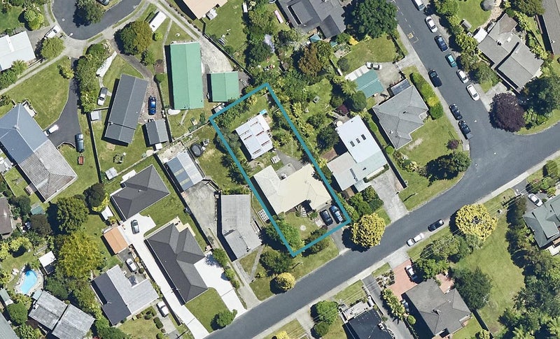 67 Grand Vue Road, Kawaha Point, Rotorua - Carousel 1