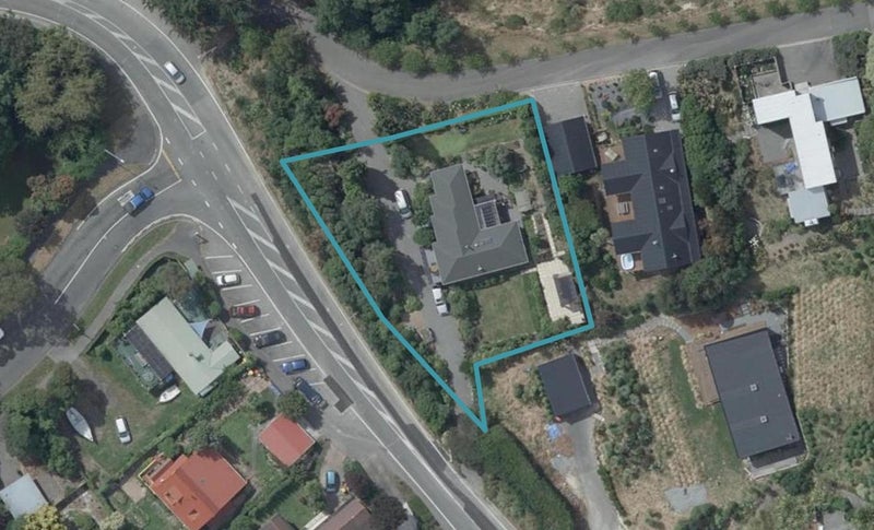 60 Governors Bay Road, Cass Bay, Lyttelton - Carousel 1