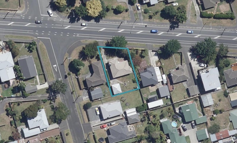 186 Clyde Street, Hamilton East, Hamilton - Carousel 1
