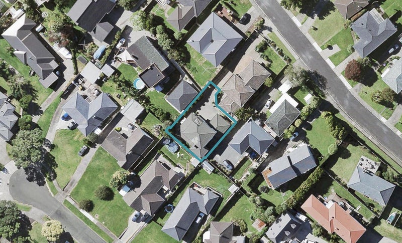 10A Landop Terrace, Howick, Auckland - Carousel 1