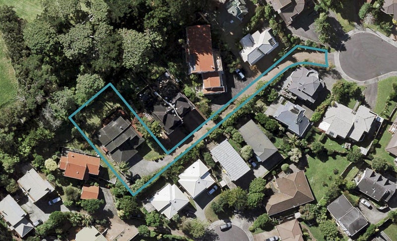24 Ronald Macken Place, Windsor Park, Auckland - Carousel 1
