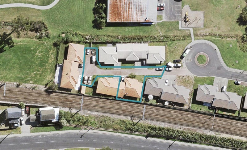 40 Carlas Way, Ranui, Auckland - Carousel 1