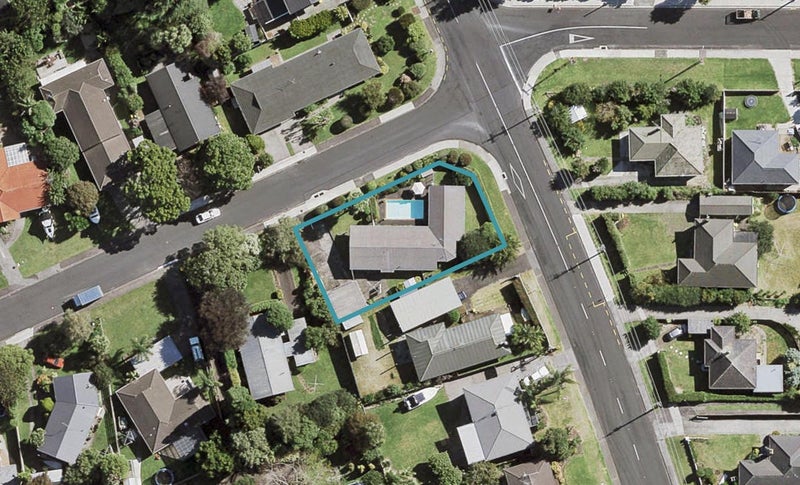 2 Fairview Avenue, Opaheke, Papakura - Carousel 1