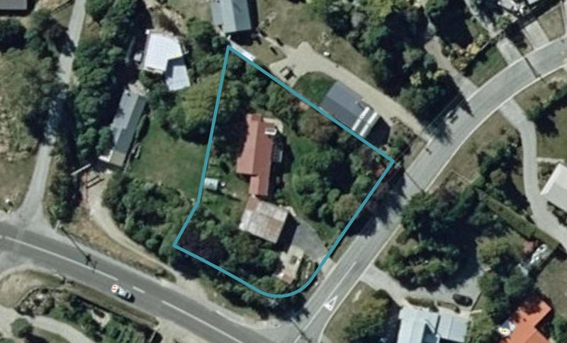 2 Skinner Crescent, Wanaka - Carousel 1