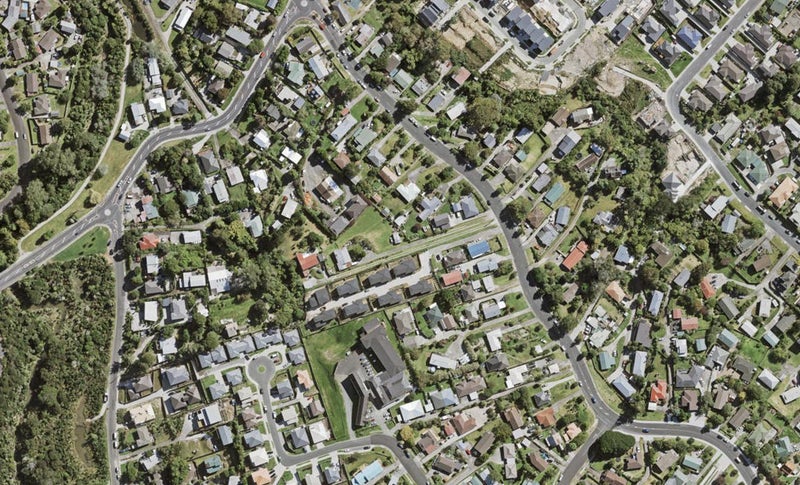 33 Sunnyside Road, Sunnyvale, Auckland - Carousel 1