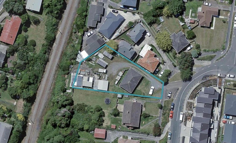 22 Bould Street, Johnsonville, Wellington - Carousel 1