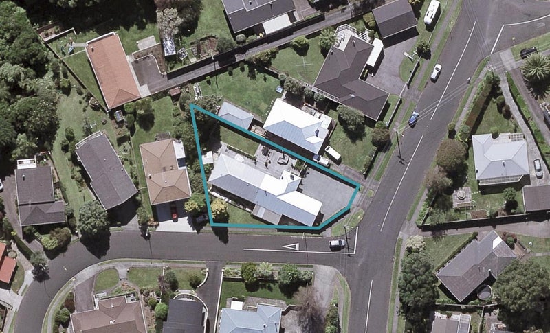 134 Govett Avenue, Frankleigh Park, New Plymouth - Carousel 1