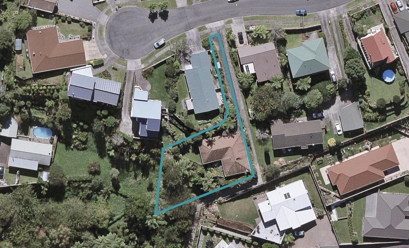 13A Ballantrae Place, Highlands Park, New Plymouth - Carousel 1
