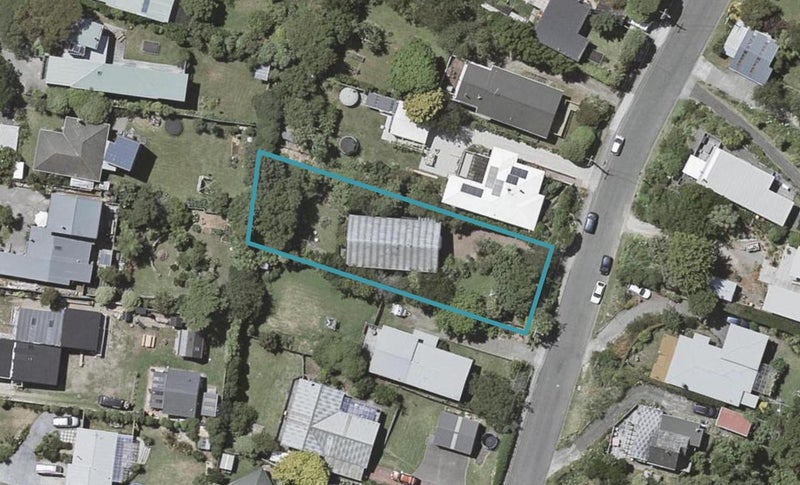 63 Glen Road, Raumati South, Paraparaumu - Carousel 1