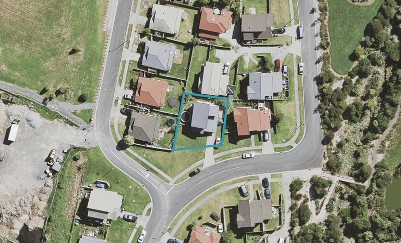114 Albionvale Road, Glen Eden, Auckland - Carousel 1