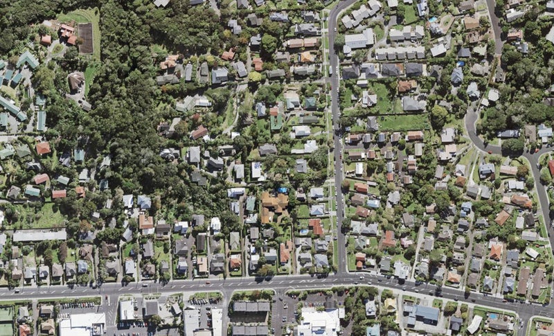 8H Roseberry Avenue, Birkenhead, Auckland - Carousel 1
