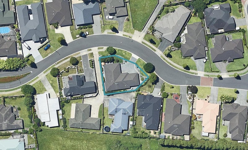 10 Edwin Grove, Bethlehem, Tauranga - Carousel 1