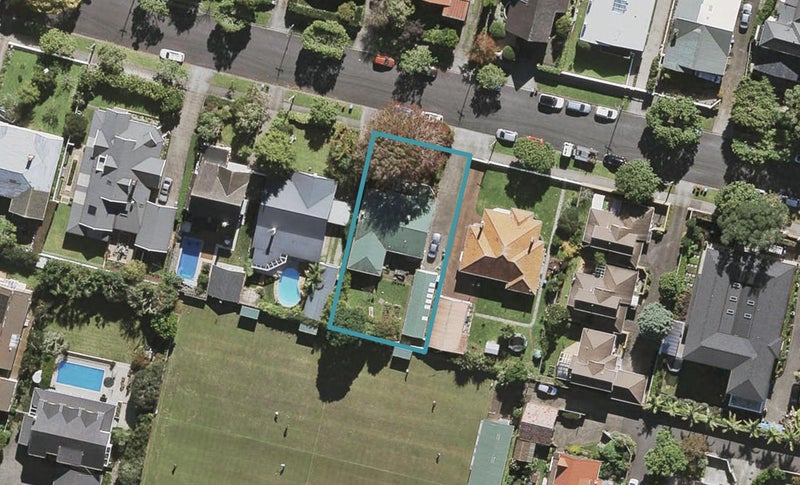 10 Corbett-Scott Avenue, Epsom, Auckland - Carousel 1